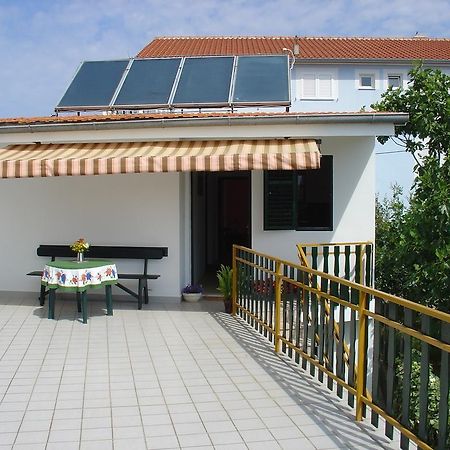 Apartments And Rooms Mirjana บาร์บินเย ห้อง รูปภาพ