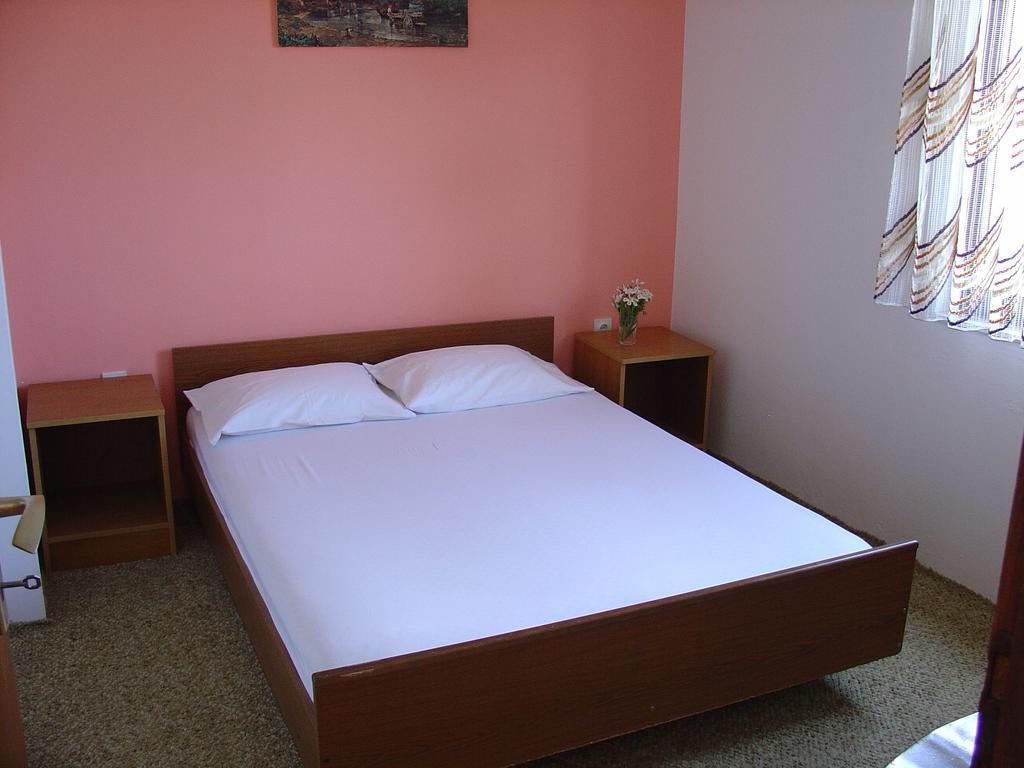 Apartments And Rooms Mirjana บาร์บินเย ห้อง รูปภาพ